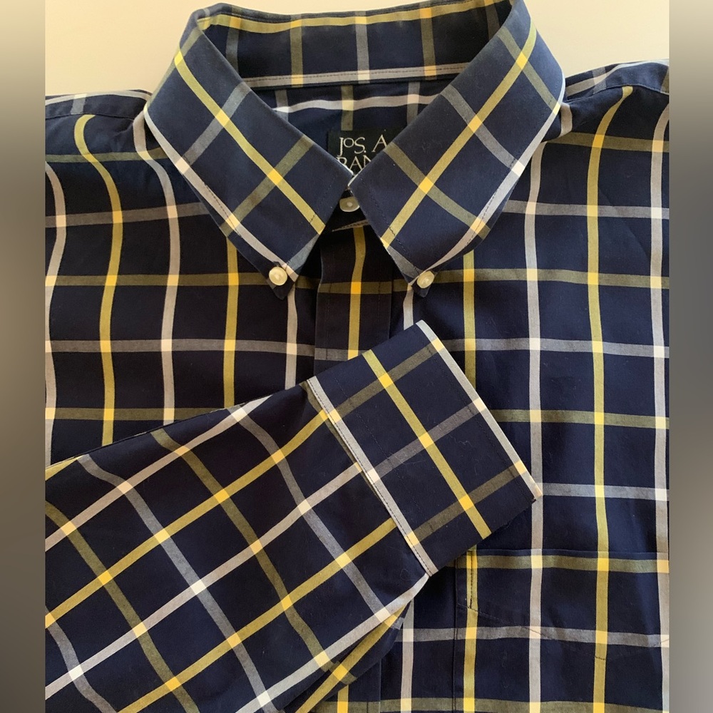 Jos A Banks 100% cotton long sleeve XL Mens plaid shirt